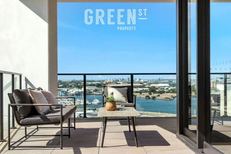Green St Property logo