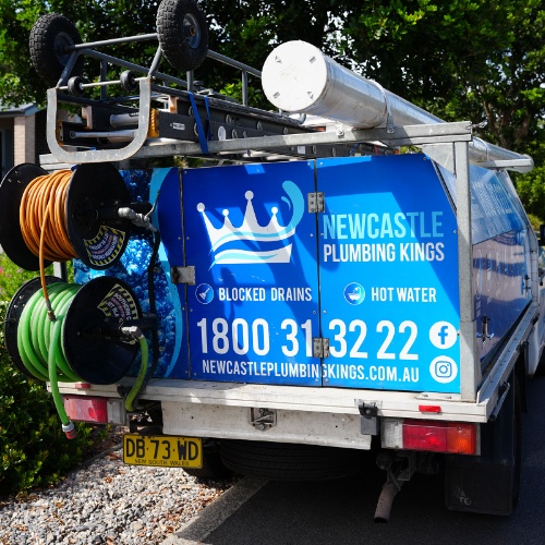 Newcastle Plumbing Kings logo