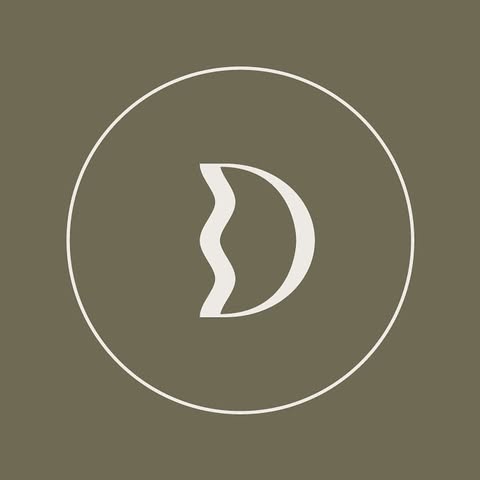 Daphne Salon logo
